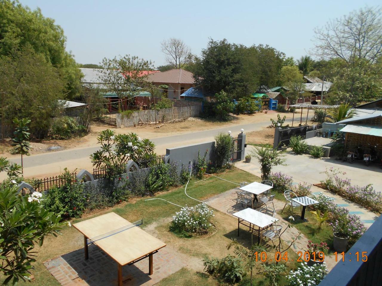 Morning Star Guesthouse Nyaung-U Exteriör bild
